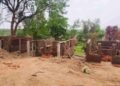 सरकारी जमीन पर बन रहा था रिसॉर्ट! शिकायत मिलते ही प्रशासन ने लगाई रोक