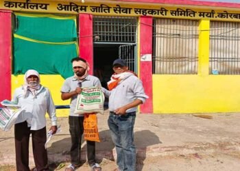 ’नैनो उर्वरकों के उपयोग से बेहतर उत्पादन और मृदा स्वास्थ्य को मिल रहा बढ़ावा-कृषक छेदीलाल’