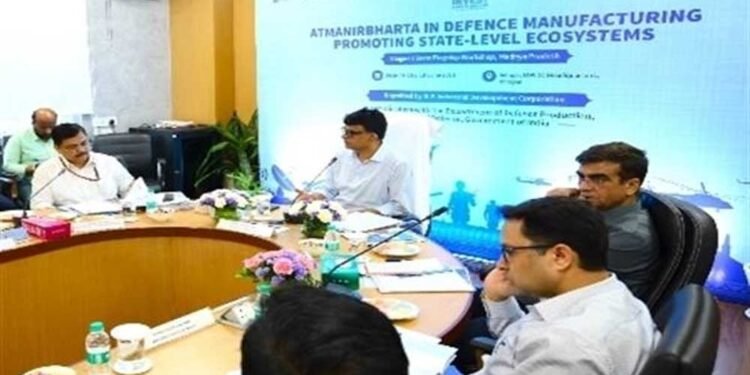 डिफेंस मैन्युफेक्चरिंग को नई गति देने पर राज्य स्तरीय कार्यशाला में हुआ मंथन