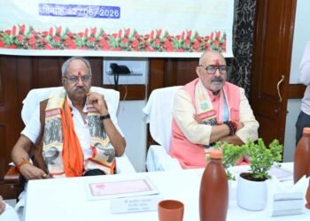 रेशम, खादी और हथकरघा क्षेत्र को नई दिशा: केंद्रीय वस्त्र मंत्री गिरिराज सिंह ने दिए महत्वपूर्ण निर्देश