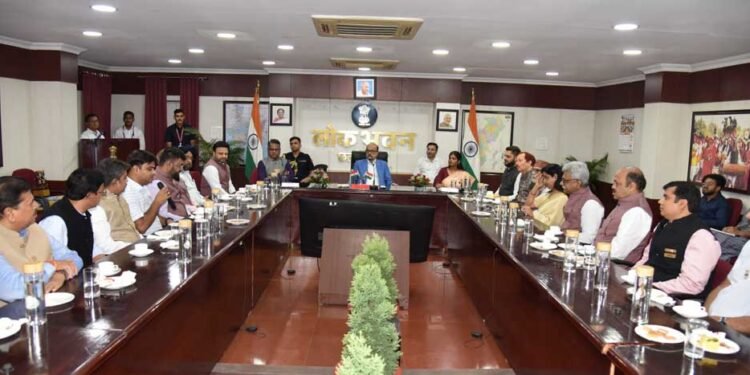 पर्यावरण संरक्षण, विशेष पिछड़ी जनजातियों के उत्थान, ब्रेस्ट कैंसर जागरूकता के लिए रोटेरियन निभाएं सक्रिय भूमिका- डेका
