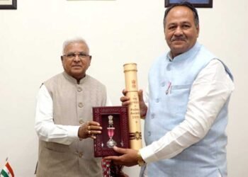 द्मश्री अलंकरण मिलने पर परिषद में अभिनंदन समारोह