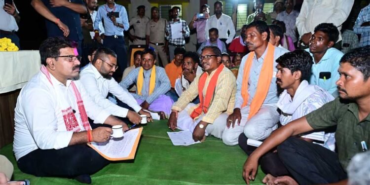 किसकोड़ो, जहां कभी लगती थी नक्सलियों की चौपाल, वहीं उप मुख्यमंत्रीशर्मा ने लगाई जनचौपाल