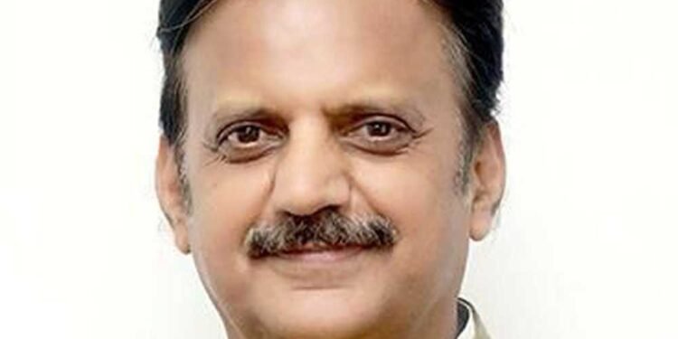 योग : स्वस्थ मानवता, संतुलित प्रकृति और सतत भविष्य का आधार- राजेन्द्र शुक्ल