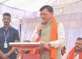 सुशासन तिहार: गोपालपुर समाधान शिविर में पहुंचे प्रभारी मंत्री लखन लाल देवांगन, 17 पंचायतों के ग्रामीणों को मिला योजनाओं का लाभ