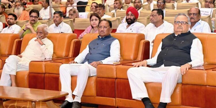 समाज, संगठन और योग के प्रति समर्पित था रूपनारायण सिन्हा जी का जीवन : मुख्यमंत्री  साय