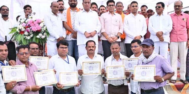 विकास कार्यों में नही होगी कोई कमी -राजस्व मंत्री  टंक राम वर्मा