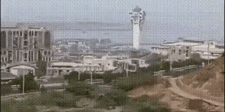 चाबहार पोर्ट पर अमेरिकी हमले का दावा, भारत के निवेश पर बढ़ी चिंता