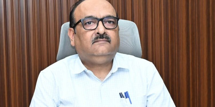 स्वतंत्रता दिवस की तैयारियां शुरू- मुख्य सचिव ने ली अधिकारियों की उच्च स्तरीय बैठक