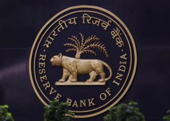 RBI Ombudsman Scheme: बैंक की शिकायत का नहीं हुआ समाधान? यहां करें कंप्लेन, मैनेजर को देना होगा जवाब