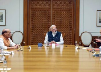 वाराणसी को बड़ी सौगात, गंगा किनारे बनेगा एलिवेटेड कॉरिडोर; ₹2.19 लाख करोड़ के 7 बड़े प्रोजेक्ट्स को मंजूरी