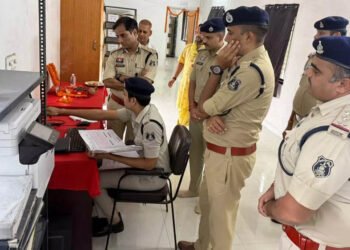 Raipur Police की बड़ी पहल! देवेंद्र नगर थाने में शुरू हुआ E-Malkhana 2.0, बारकोड स्कैन करते ही मिलेगी पूरी जानकारी