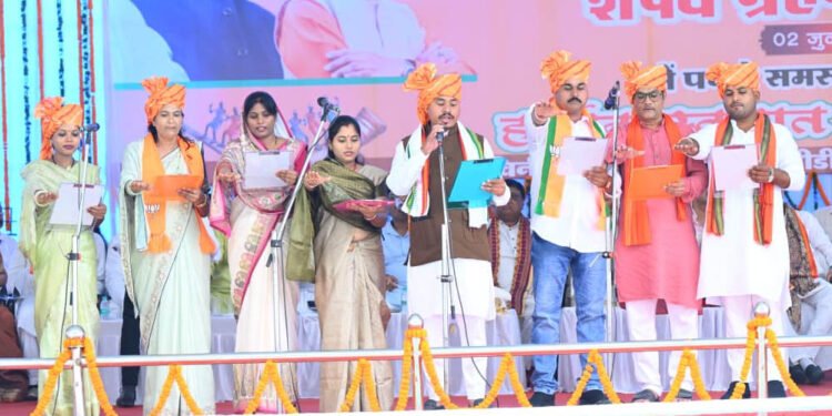 रायपुर : मुख्यमंत्री विष्णुदेव साय ने बम्हनीडीह के विकास की नई यात्रा का किया शुभारंभ