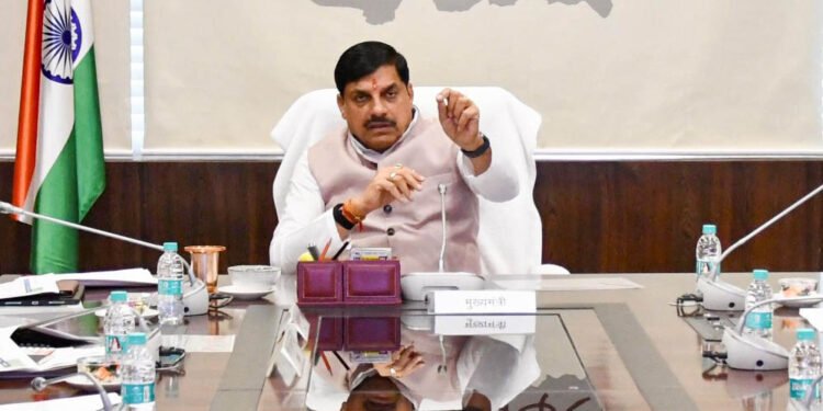 किसानों से सीधे संवाद के लिए राजधानी से लेकर मैदानी स्तर तक किये जाये कार्यक्रम आयोजित : मुख्यमंत्री डॉ. यादव