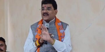 RSS पर टिप्पणी को लेकर BJP सांसद ज्ञानेश्वर पाटिल का तीखा बयान, बोले- उंगली उठाई तो हाथ तोड़ देंगे