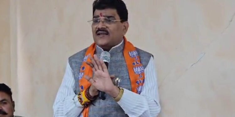 RSS पर टिप्पणी को लेकर BJP सांसद ज्ञानेश्वर पाटिल का तीखा बयान, बोले- उंगली उठाई तो हाथ तोड़ देंगे
