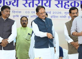 रायपुर : तेन्दूपत्ता संग्राहकों के आर्थिक सशक्तिकरण के लिए सरकार पूरी तरह प्रतिबद्ध – वन मंत्री केदार कश्यप