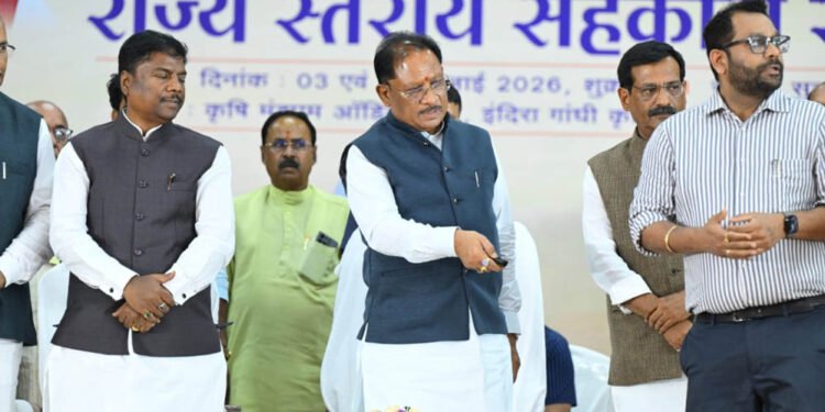रायपुर : तेन्दूपत्ता संग्राहकों के आर्थिक सशक्तिकरण के लिए सरकार पूरी तरह प्रतिबद्ध – वन मंत्री केदार कश्यप