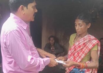 आपदा में पति को खोने वाली चैती का सहारा बना प्रशासन