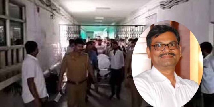बिलासपुर में मंच पर गाना गाते-गाते प्रोफेसर को आया हार्ट अटैक, मौके पर हुई मौत