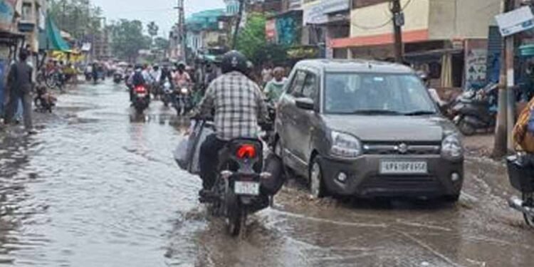 CG Weather Update: कल से मानसून पकड़ेगा रफ्तार, उत्तरी छत्तीसगढ़ में 5 दिन तक बारिश के आसार