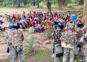 बस्तर में धर्मांतरण विवाद ने पकड़ा तूल, कई गांवों में तनाव, भारी पुलिस बल तैनात