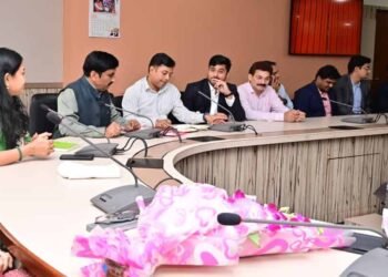 CG कर्मचारियों को मिलेगी कैशलैस इलाज की सुविधा? आज की बैठक में होगा बड़ा फैसला