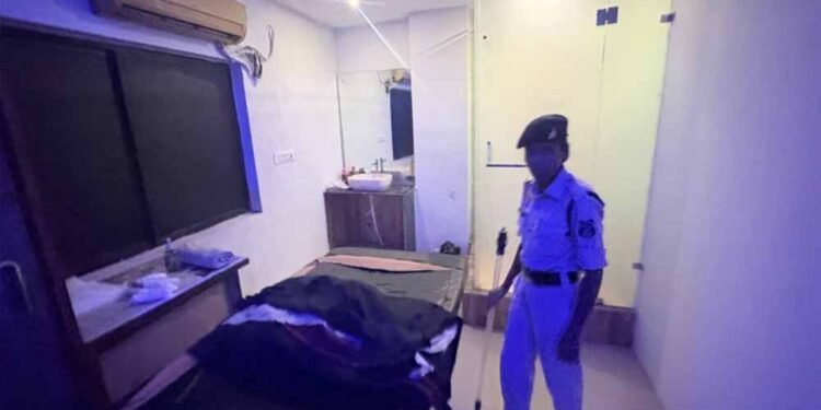 Raipur News: स्पा सेंटरों पर पुलिस का छापा, नियमों में लापरवाही पर सख्त कार्रवाई की चेतावनी