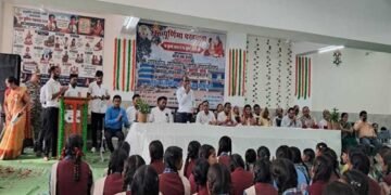 गुरु-शिष्य संवाद से विद्यार्थियों ने शिक्षा, संस्कार, जीवन मूल्यों एवं व्यक्तित्व विकास से जुड़े विषयों पर प्राप्त किया मार्गदर्शन