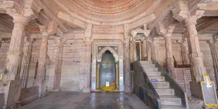 धार भोजशाला केस: मुस्लिम पक्ष सभी लंबित याचिकाओं को एक साथ जोड़ने की करेगा मांग