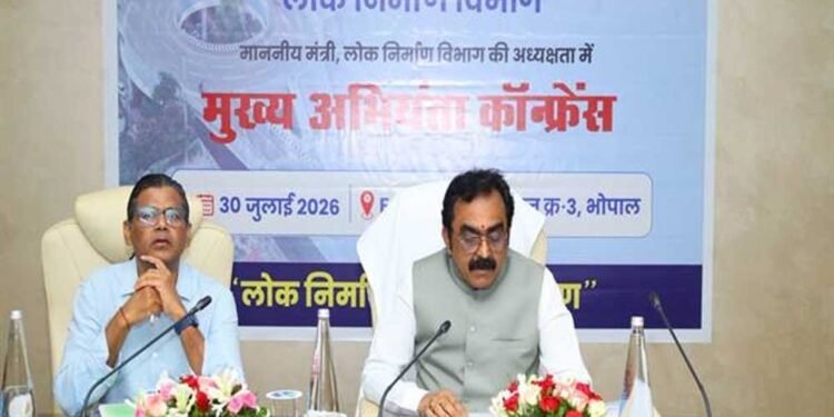 निर्देशों की अनदेखी बर्दाश्त नहीं, लापरवाही पर होगी कार्रवाई : मंत्री सिंह