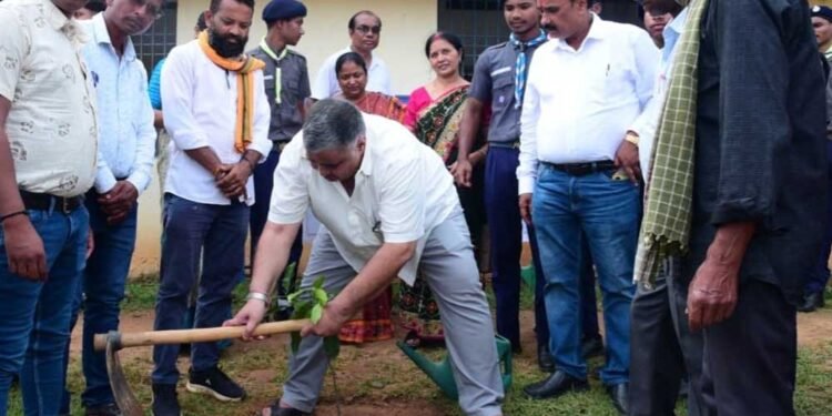 शिक्षा ही विकसित छत्तीसगढ़ की सबसे मजबूत नींव – राजेश अग्रवाल