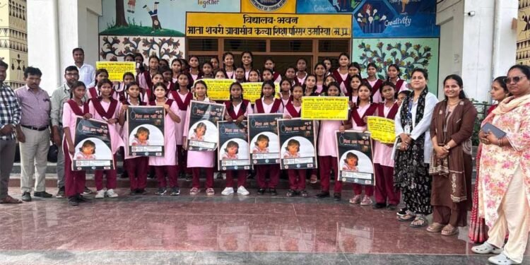 माता शबरी कन्या शिक्षा परिसर में 180 छात्राओं का स्वास्थ्य परीक्षण
