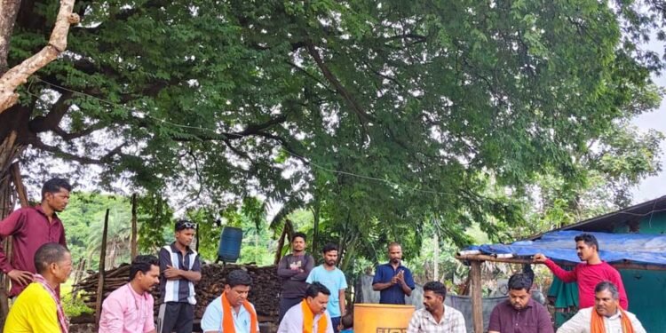 सुदूर वनांचल में जिला पंचायत अध्यक्ष की जनचौपाल
