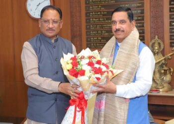 5 लाख मीट्रिक टन चावल के शीघ्र उठाव की पहल, मुख्यमंत्री विष्णुदेव साय ने केंद्रीय मंत्री से पर्याप्त रेलवे रैक उपलब्ध कराने का किया आग्रह