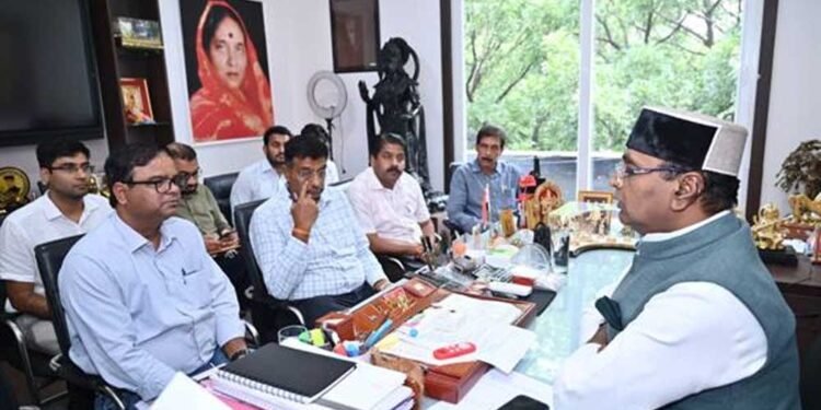 प्रभात चौराहा फ्लाईओवर में देरी पर सख्त हुए मंत्री  सारंग, PWD अधिकारियों पर की नाराजगी व्यक्त