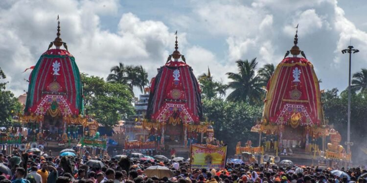 लॉस एंजेलिस की जगन्नाथ रथ यात्रा में पहुंचे अर्नोल्ड श्वार्जनेगर, फैंस रह गए हैरान