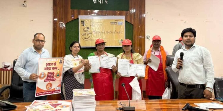 जशपुर में 200 स्ट्रीट फूड विक्रेताओं को मिला नि:शुल्क फॉस्टेक प्रशिक्षण