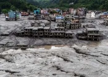 तिब्बत में ग्लेशियर टूटने से तबाही, बाढ़ के वीडियो डिलीट करने का चीन पर आरोप