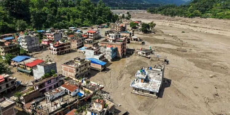नेपाल में फिर बढ़ा भोटेकोशी नदी का जलस्तर, बाढ़ की नई चेतावनी; 903 मौतें, 4248 लापता