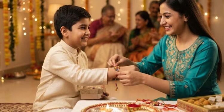 रक्षाबंधन पर चंद्र ग्रहण का साया, जानें भारत में सूतक लगेगा या नहीं