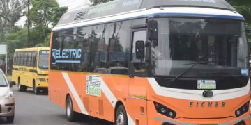 भोपाल में ई-बस कर्मचारियों को सुरक्षित ड्राइविंग और यात्री व्यवहार का प्रशिक्षण, महिलाओं-बुजुर्गों की सहायता पर जोर