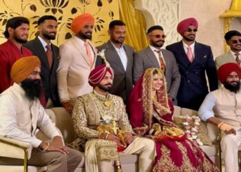 सुर्ख लाल जोड़े में दुल्हन बनीं एक्ट्रेस: गुरुद्वारे में क्रिकेटर संग गुपचुप रचाई शादी, बाराती बने Arshdeep Singh