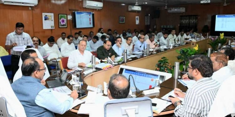 उप मुख्यमंत्री  अरुण साव ने विकास कार्यों और योजनाओं के क्रियान्वयन की समीक्षा की