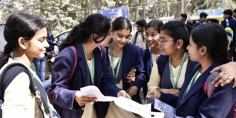 CBSE 10वीं छात्रों के लिए बड़ी अपडेट! आंसर शीट की स्कैन कॉपी के आवेदन शुरू