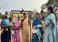 CG में बाढ़ से क्षतिग्रस्त पुलिया का कलेक्टर ने किया निरीक्षण, जल्द मरम्मत के दिए निर्देश