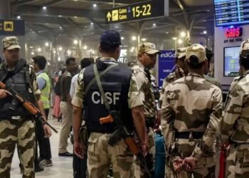 CG हाईकोर्ट का बड़ा फैसला, सेना पर आपत्तिजनक पोस्ट करने वाले CISF कांस्टेबल की सैलरी कटौती बरकरार