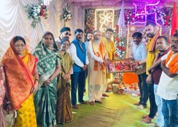 सांसद भोजराज नाग ने सिहावा-नगरी के प्रमुख शिव तीर्थों में की पूजा-अर्चना