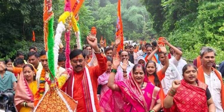कांवड़ यात्रा हमारी आस्था और सनातन संस्कृति का अभिन्न अंग : राज्य मंत्री लोधी