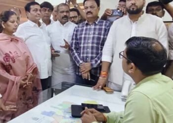राहुल गांधी के इंदौर कार्यक्रम की तैयारी तेज, नगर निगम से अनुमति लेने पहुंचे कांग्रेस नेता